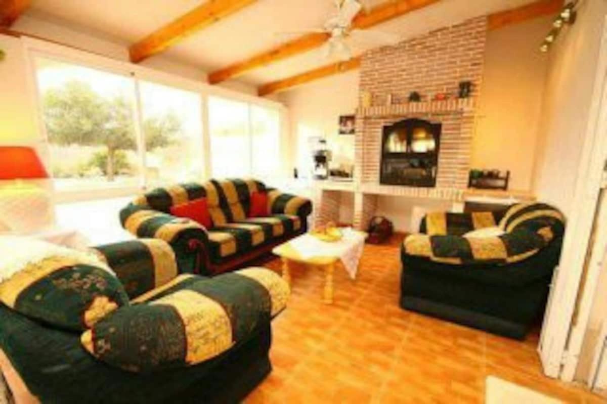 Recovery Mountain Homestay Alicante Eksteriør bilde